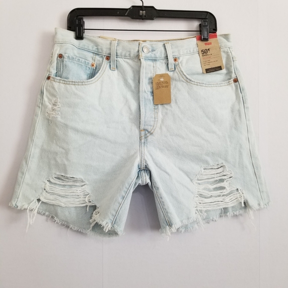 Levi's Pants - NWT Levi's 501 High Rise Light Wash Jean Shorts Size 31